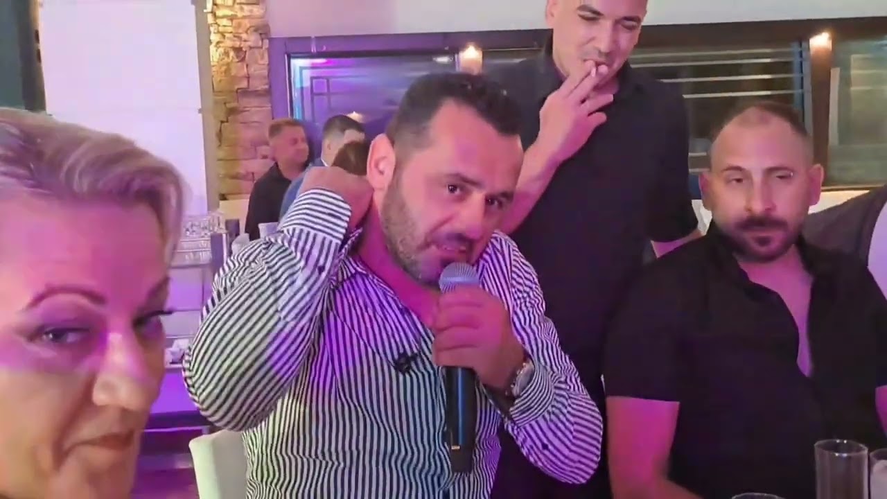 Μια αγάπη δεν τελειώνει με έναν χωρισμό - Βαγγέλης Κυριαζοσ - Χρήστος Κέλλη