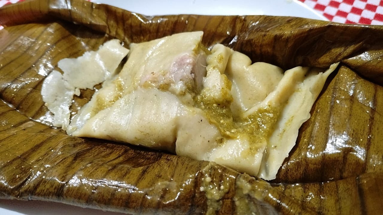 TAMALES VERDES con COSTILLITA de PUERCO