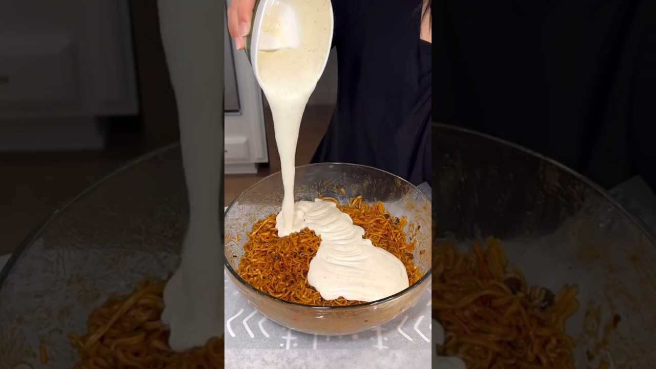 POV: WHEN MOM MAKES HER FOOD LOOK BETTER... #shorts #viral #mukbang