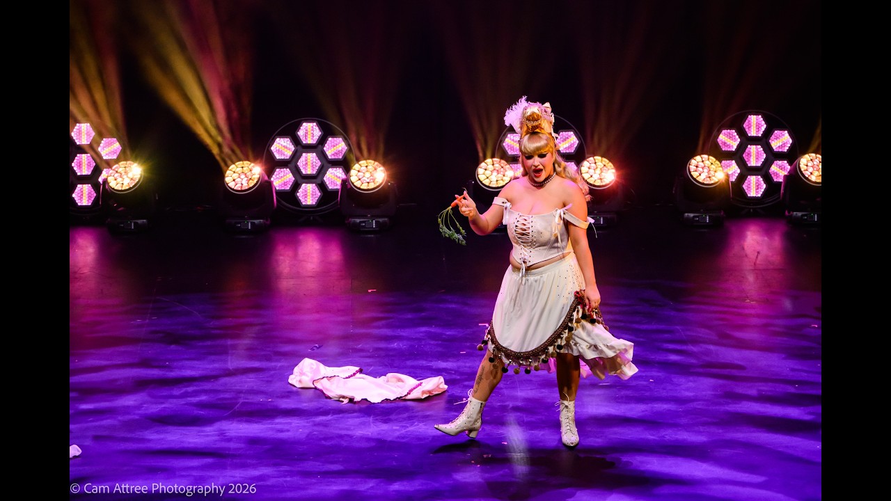 2026 Mx Burlesque Queensland &mdash; Molly Volatile &mdash; Стриптиз