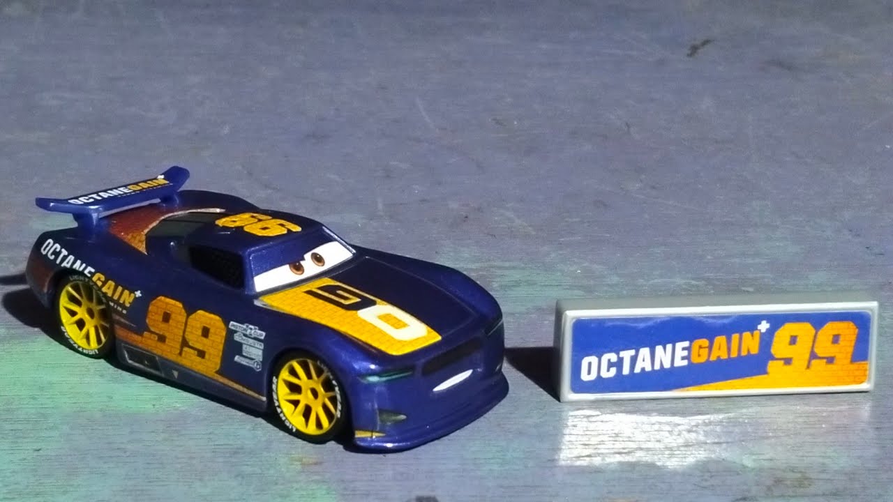 Disney Cars (2025/2026) NASCAR Danny Swerves Metalic 