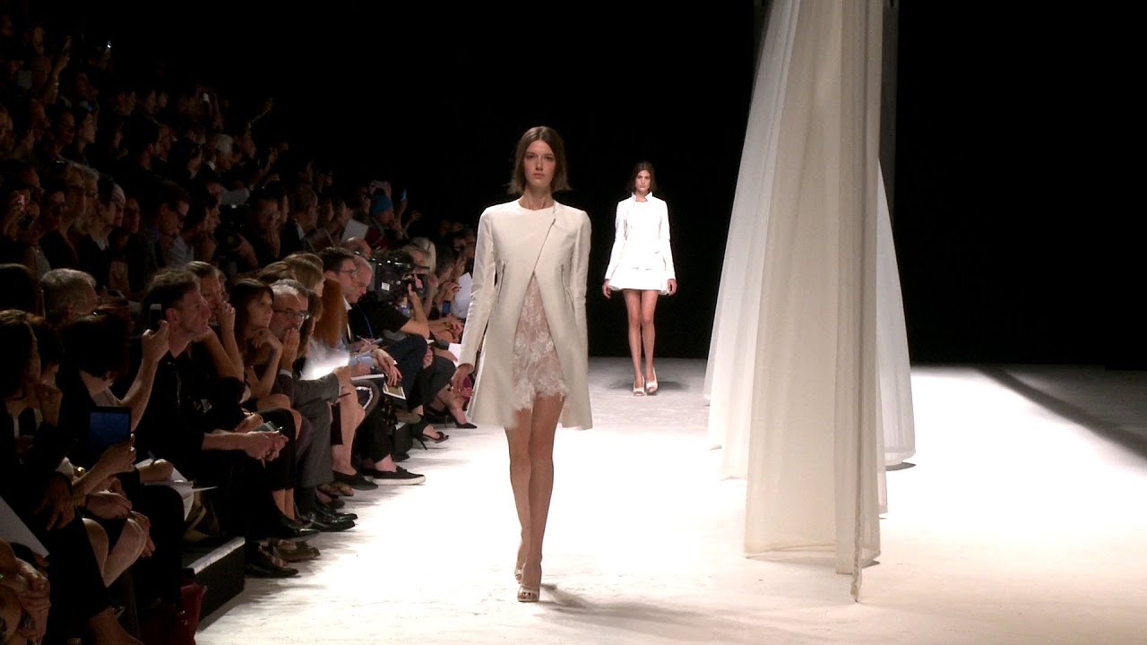 Nina Ricci Spring/Summer 2014 - Paris Fashion Week - Interviews & Runway - Videofashion