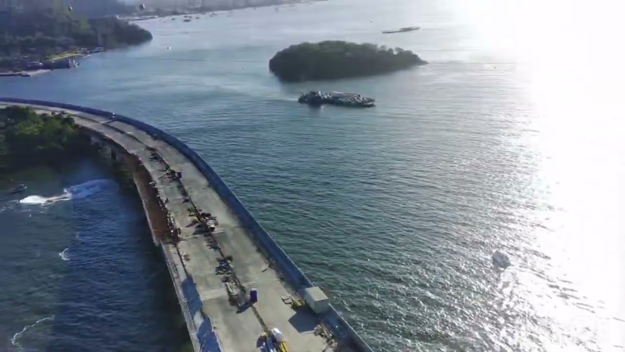 CONSTRUÇÃO DA PONTE DE GUARATUBA.   -  MOSTRANDO  A PARTE ESTAIADA .