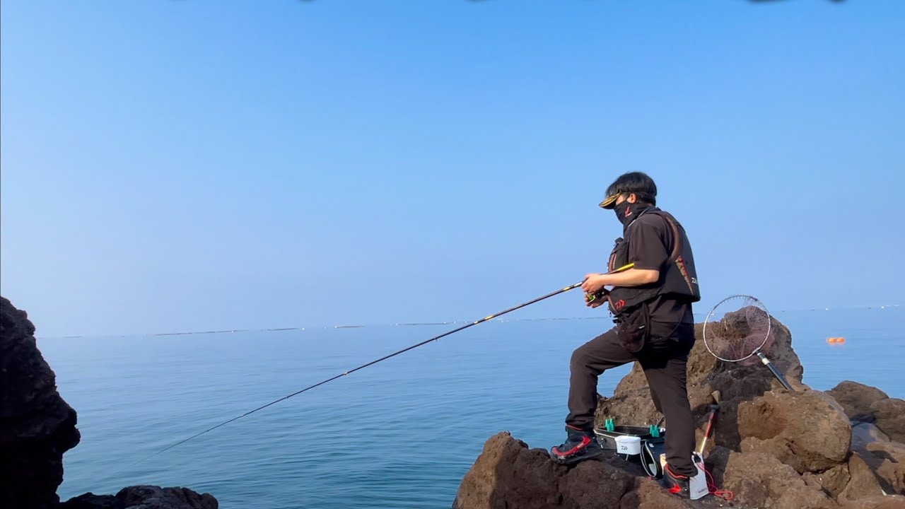 大型真鯛が釣れてるみたいなので、久々に磯に行ってみると...【フカセ釣り】【真鯛】【グレ】【チヌ】