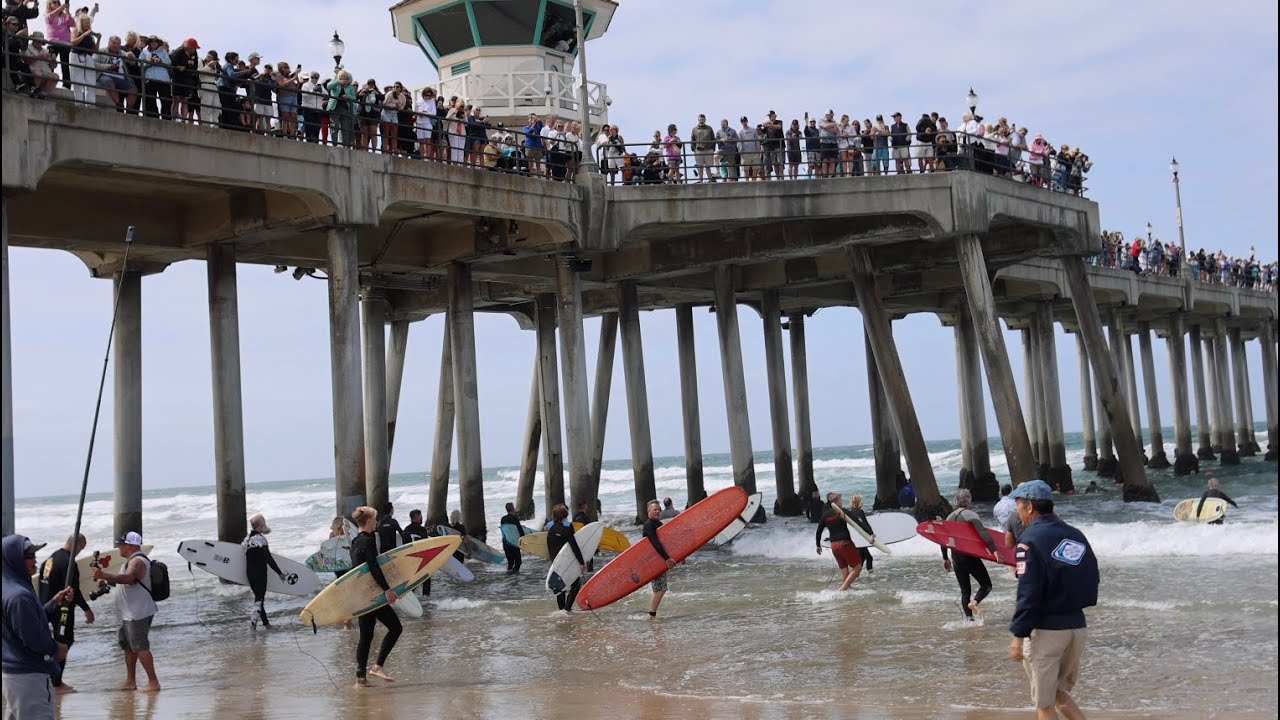 Paddle Out Tribute to Brian Wilson