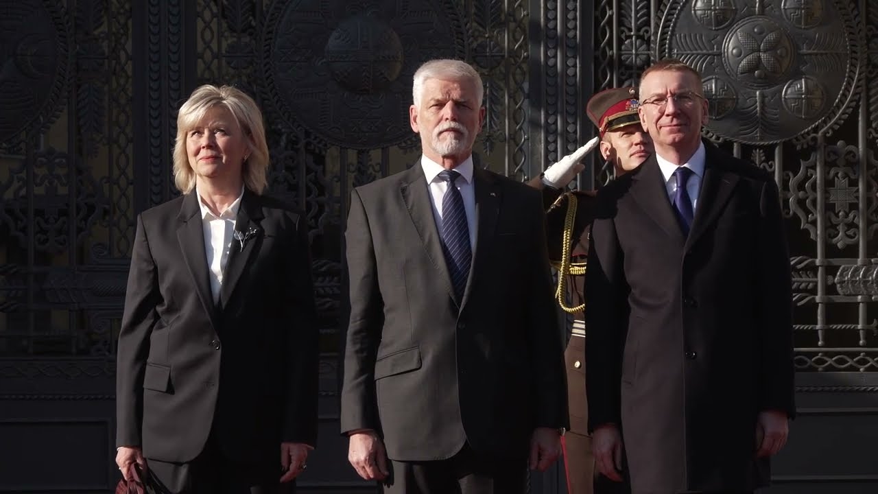 Valsts prezidents valsts vizītē Latvijā uzņem Čehijas prezidentu P. Pavelu un dzīvesbiedri E.Pavlovu