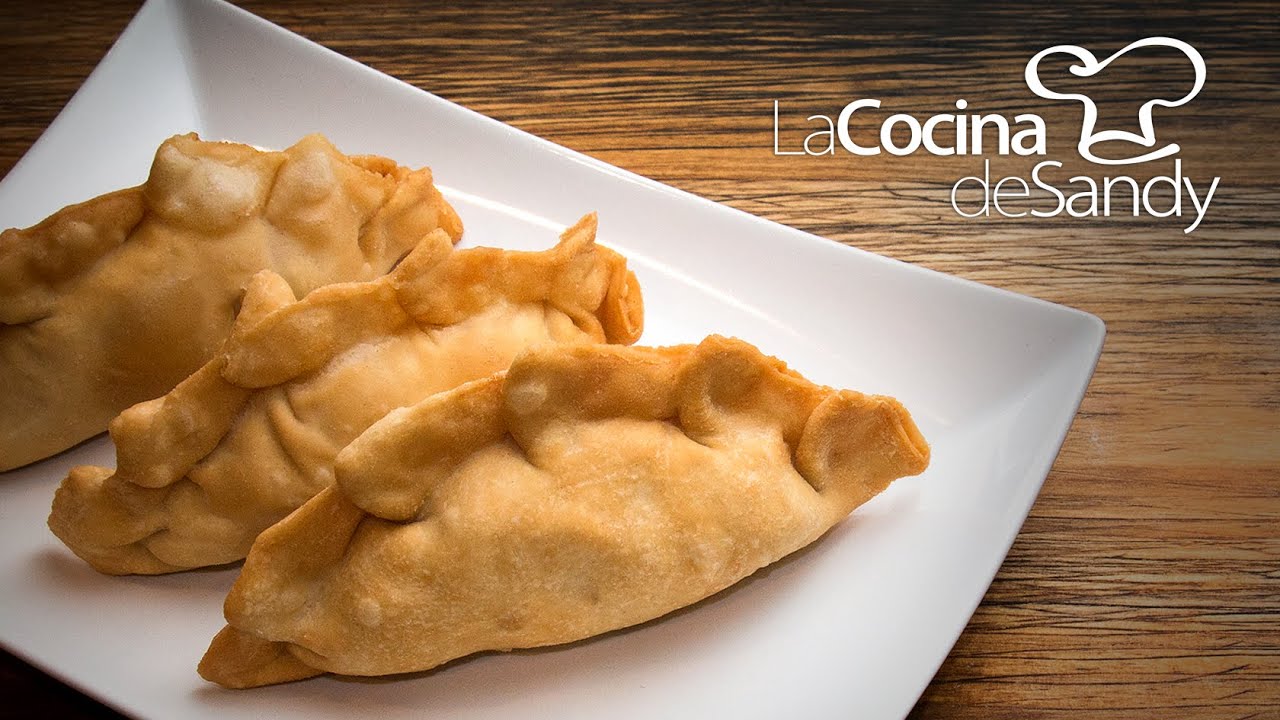 Empanadas argentinas de choclo o maiz en recetas de comidas caseras