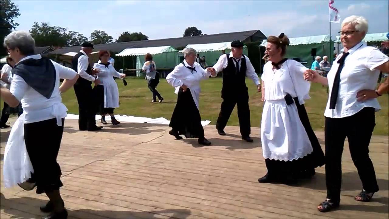 Veulens Historie Herleeft Dansgroep