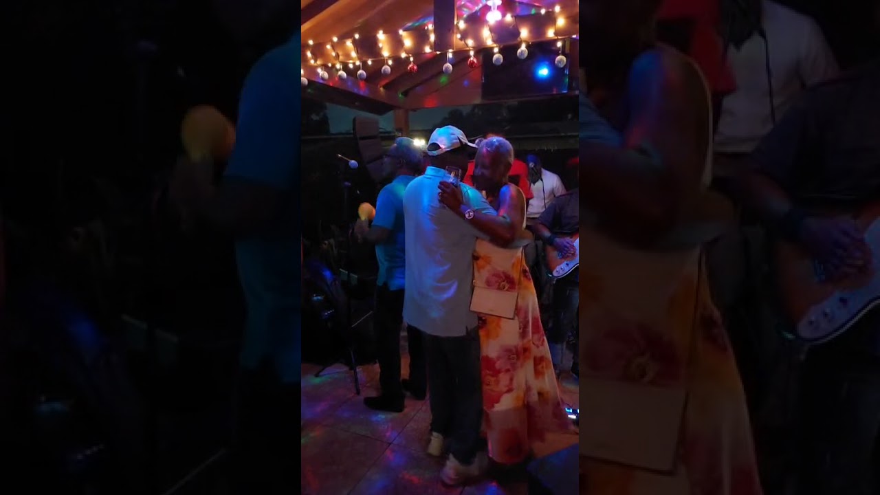 Khalbass Twoubadou interpret Ozantiy Tabou 