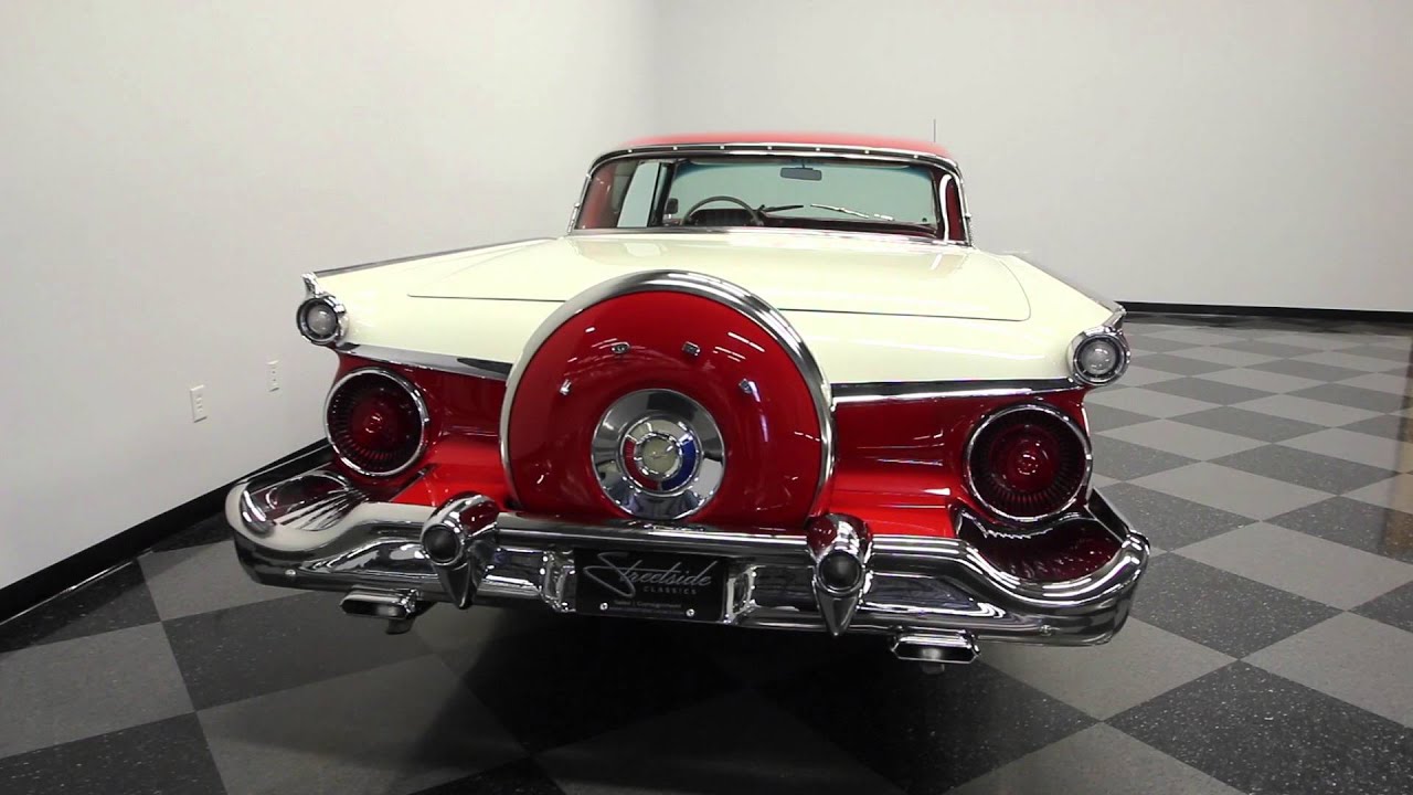 168 TPA 1959 Ford Skyliner