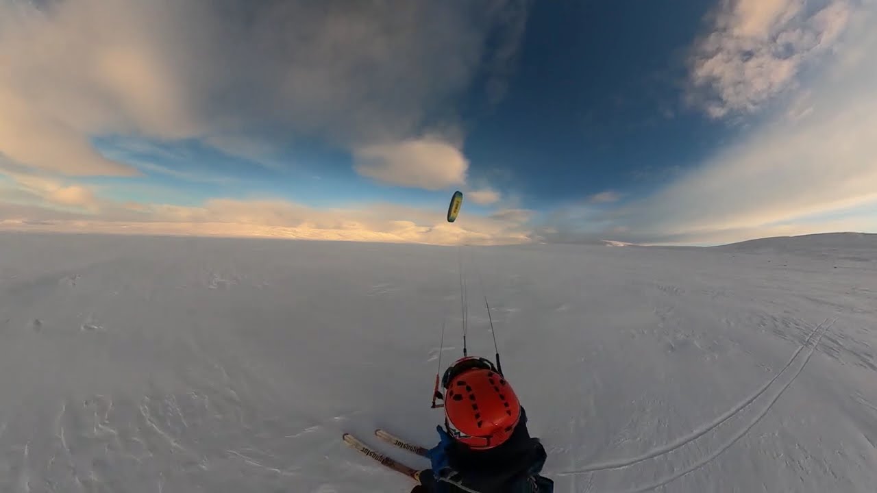 Snowkiting Hardangervidda in 2 m/s 01.01.2026
