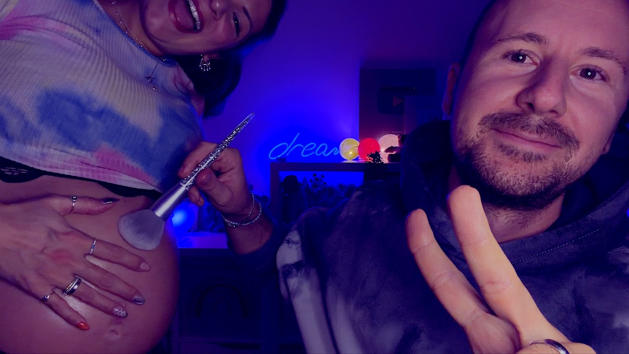 ASMR Real Person + Baby Belly Pampering von Liebsti