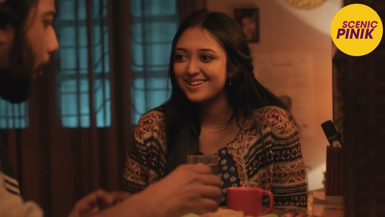 ছাত্রী যখন স্যারের জন্য মায়া করে পুরি বানিয়ে সাথে টাকা দিয়েও উপকৃত করে