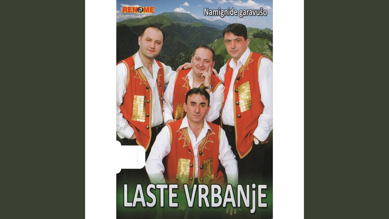 Ispred Kuce Od Kamena