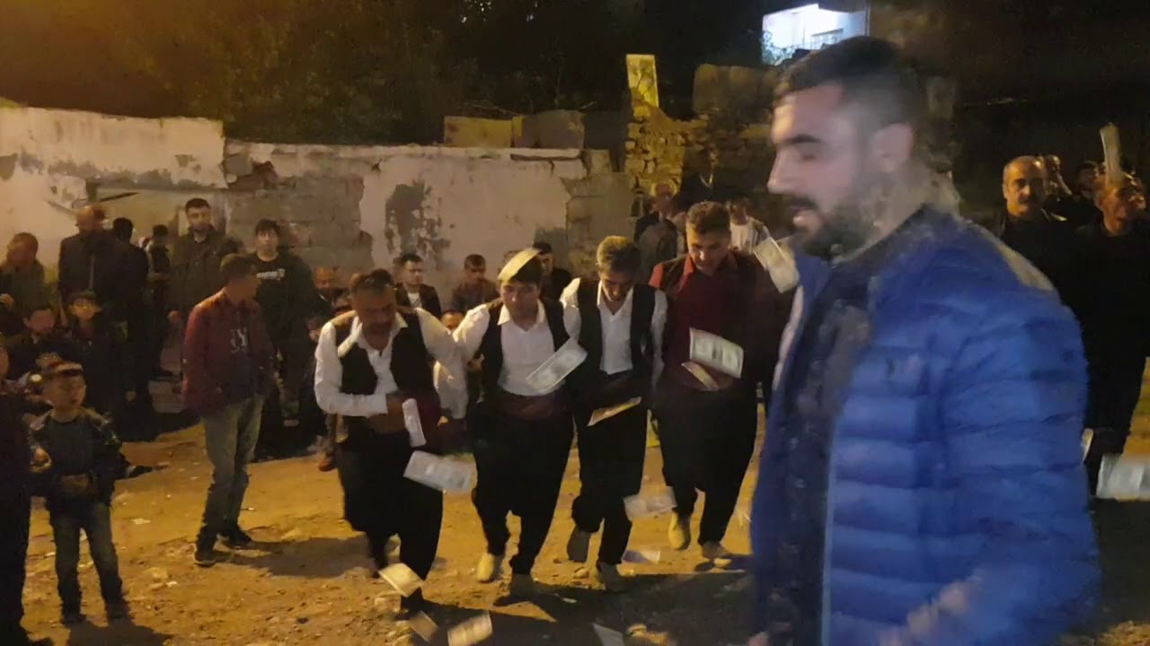 Zurnaci tegmen caliyor silvan merkezde abe kardes dehset esmerim oynuyor iyi seyirler 2019 ful fügür