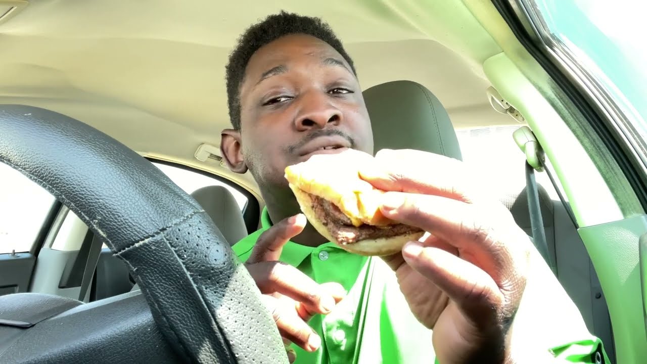 ASMR Mukbang Wendy's $5 Biggie Bag