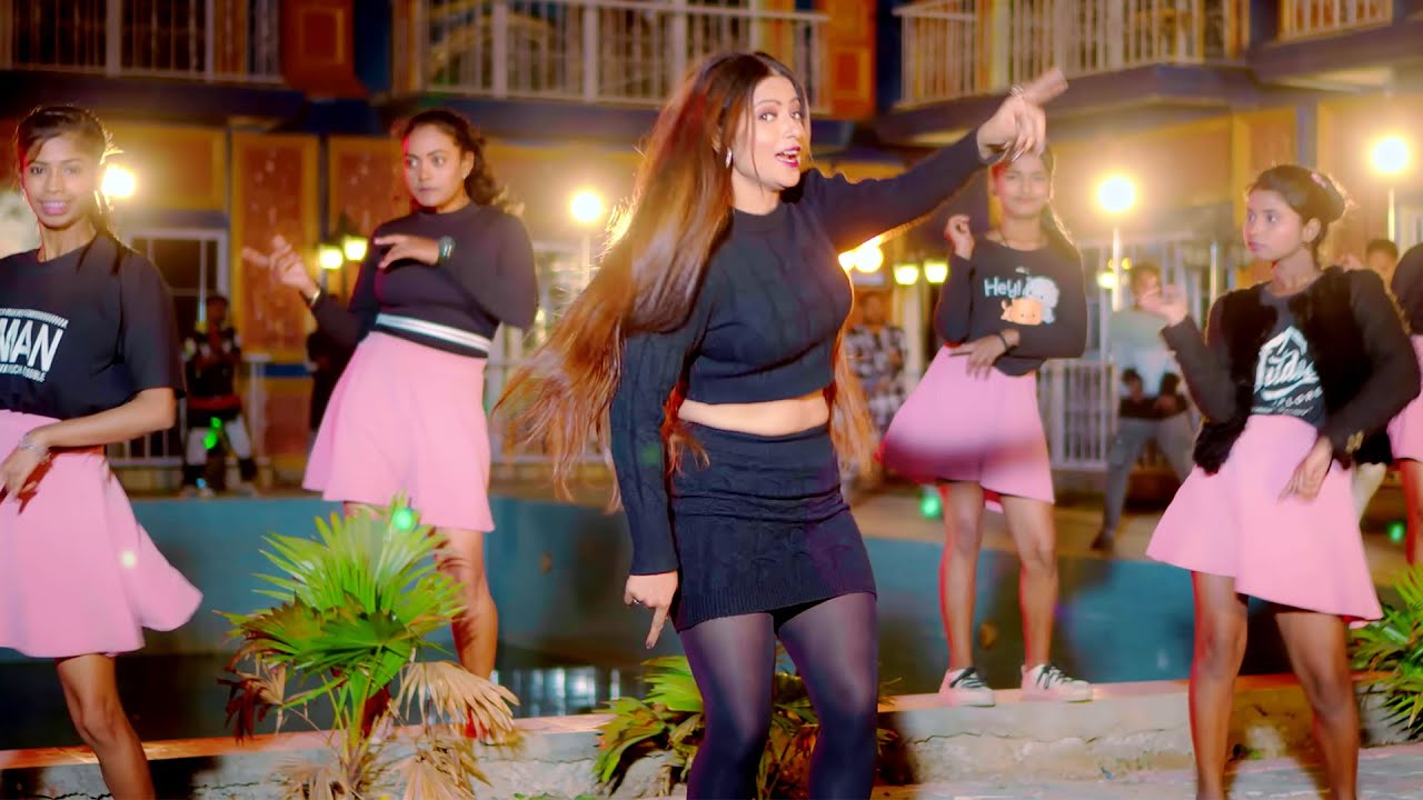 #Pramod Premi Yadav | Nauwa Class Me | Bhojpuri Dj Song 2025