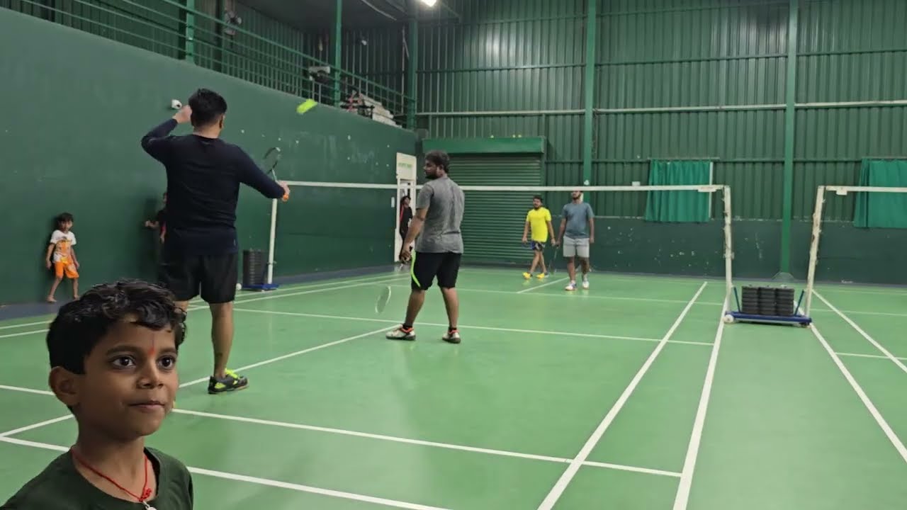 2v2 matches | 18 Nov 2025 | THE AVERAGE BADMINTON PLAYER