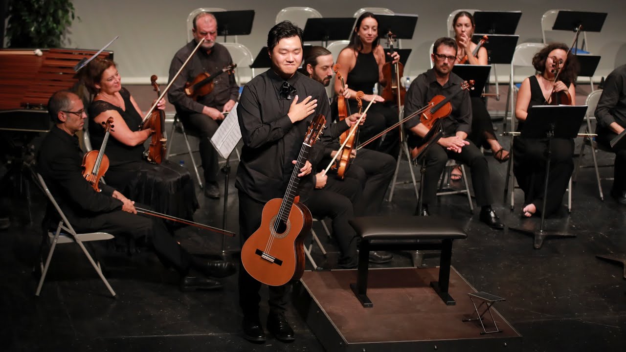 Leo Brouwer | Concierto Elegiaco | 2023 Tarrega Competition Final | Deion Cho