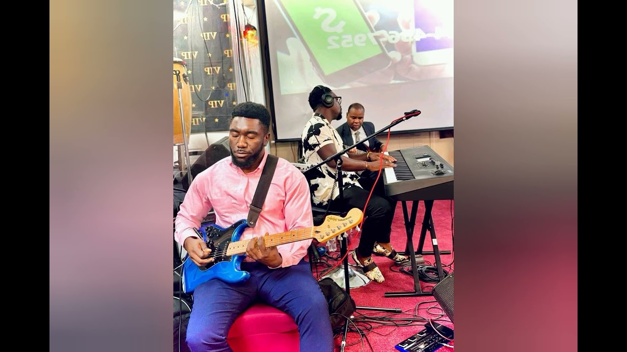 M anvi Bo w @medjine ft devibe live