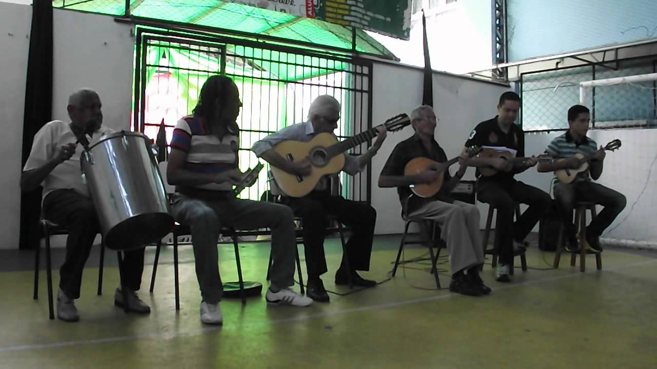 Apresenta&ccedil;&atilde;o de chourinho com Duduta