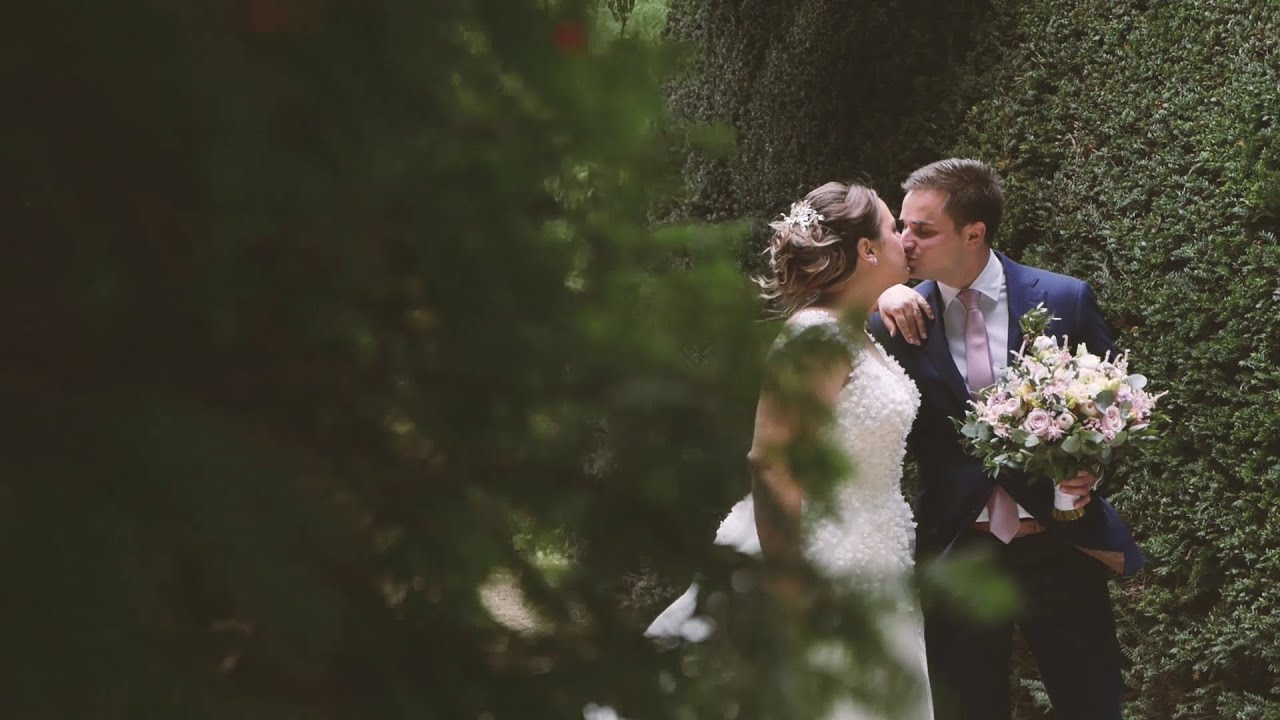 Svatba Petra & Martin, kostel Nanebevzetí Panny Marie, Valtice | svatební video