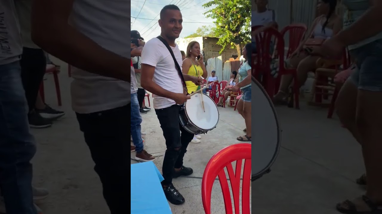 tocando el redoblante🥁🔥