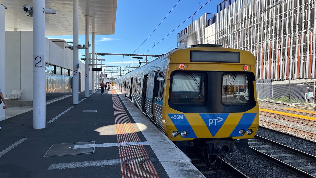 A trip from Flinders Street to Frankston (EDI Comeng)