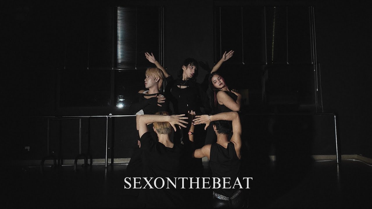 ADÈLA - SEXONTHEBEAT / DANCE BY | TRIXIE LAVERIN| 