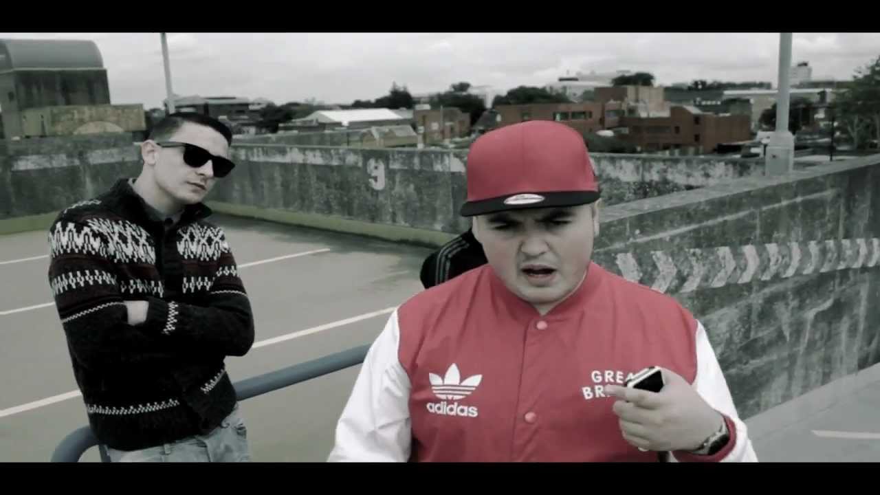 Oli Davis - Thoughts In A Bottle [Music Video]