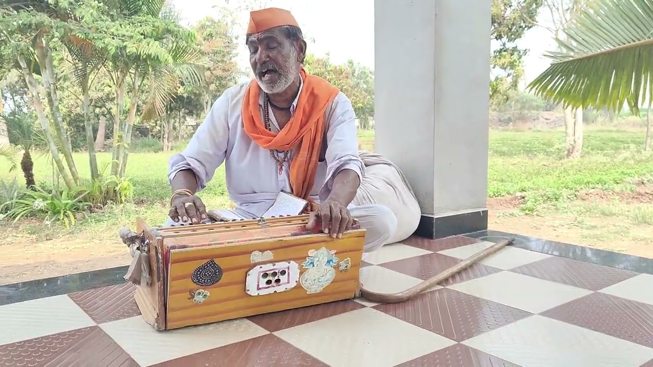 चालले ग बाई मी या पंढरीच्या वारीला ग वारीला