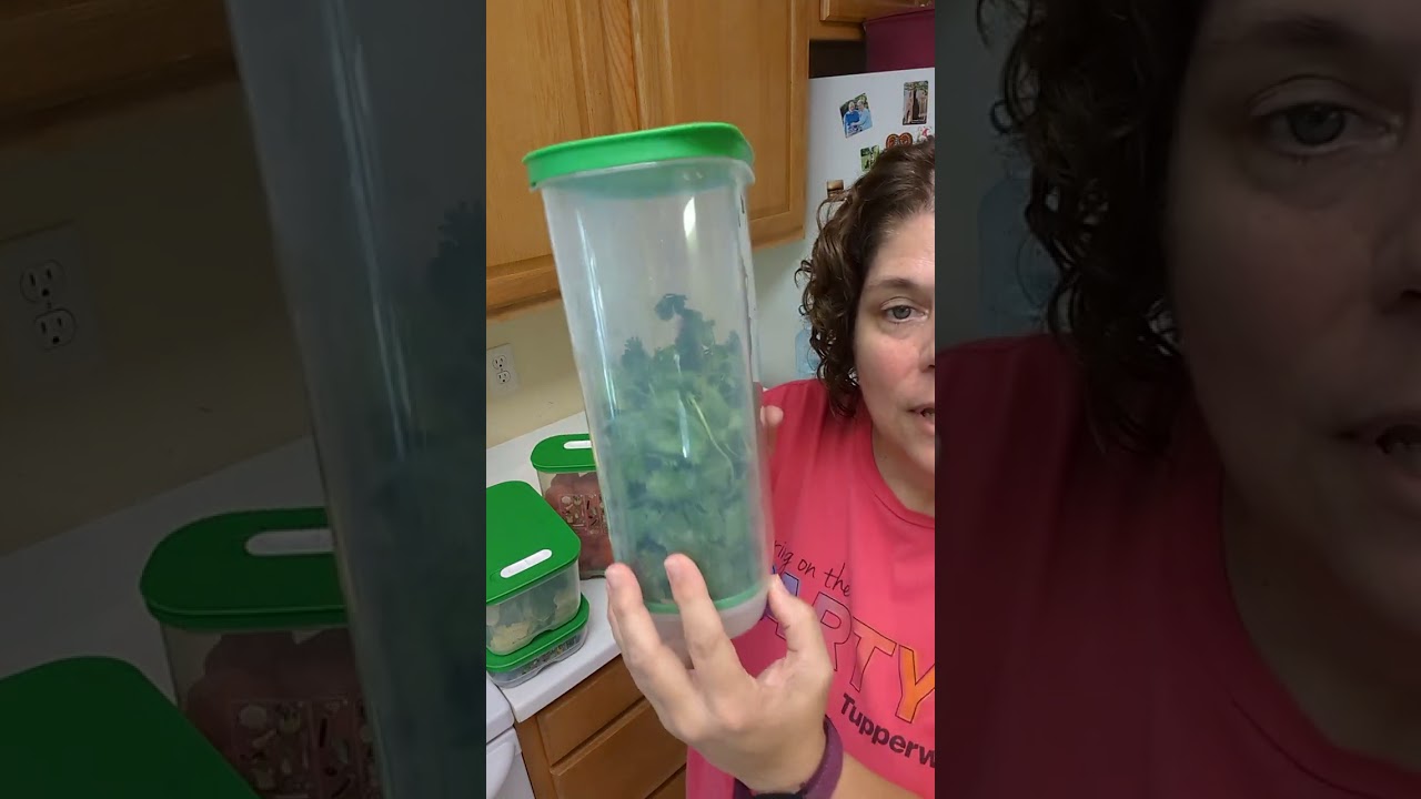 Tupperware® FridgeSmart Containers for your fruits & veggies!