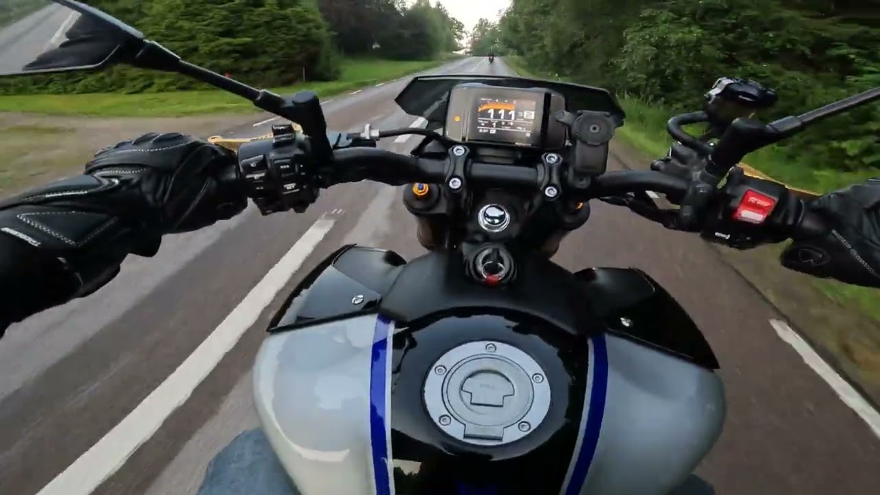 Summer Vibes Mt09 Z900 #mt09sp #akrapovic #z900