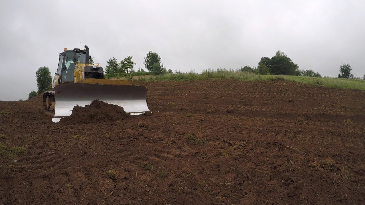 Anyone for golf at Alsager golf and country club with a cat d6k, cat 320 and a pair of Jcb 714's