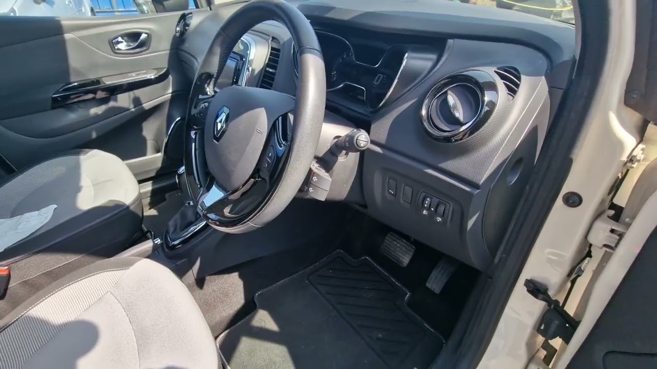 КРАТКИЙ ВИДЕООБЗОР RENAULT CAPTUR 2015 ГОДА, ДВС 1200 СС, ПРИВОД 2 ВД
