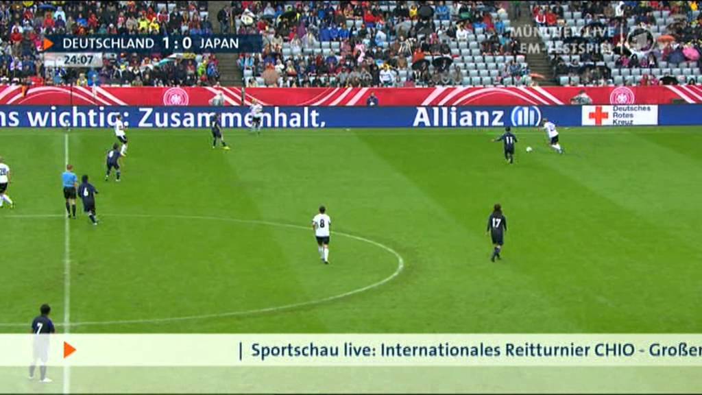Frauenfussball Deutschland   Japan 29 06 2013 1  Halbzeit