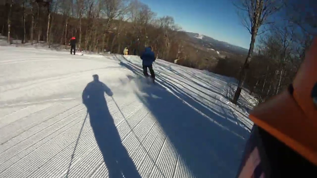 02/13/26 The Big Man enjoying SWEET Stratton corduroy today.