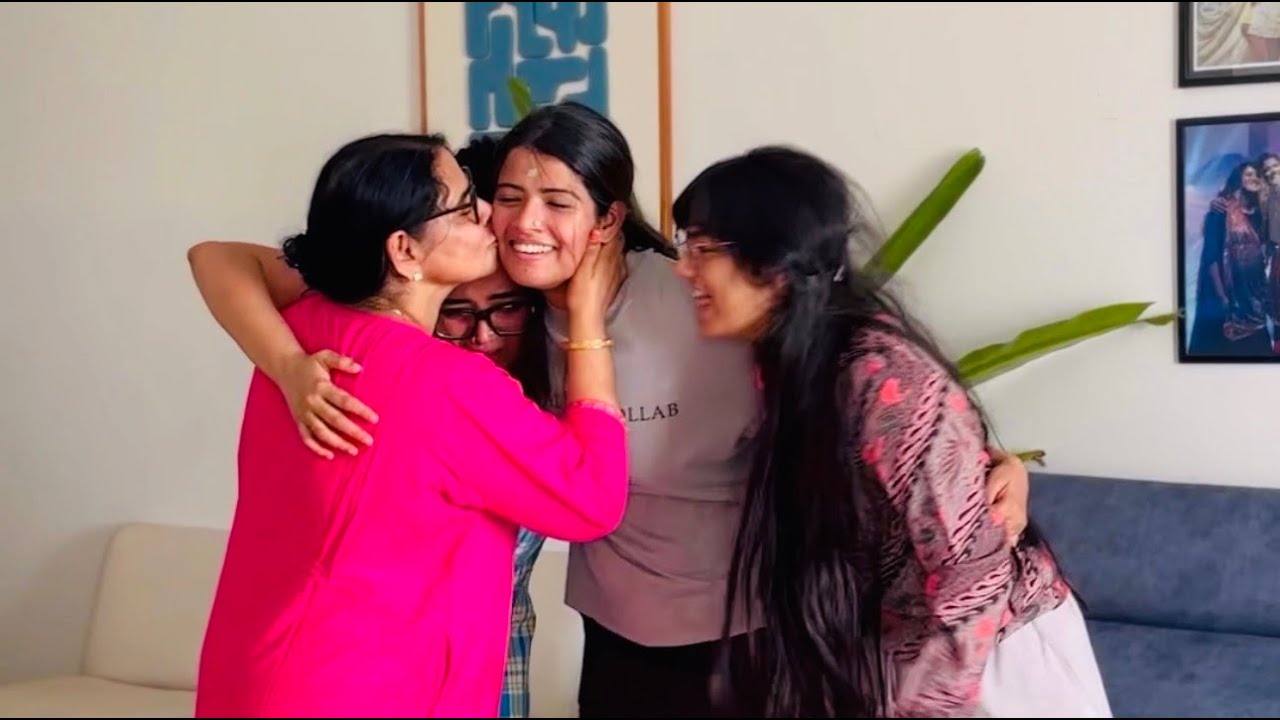 ❤️‍🔥 വീഞ്ഞും പാചകവുമായി വീട്ടിലെ ഒരു കൊച്ചു ക്രിസ്മസ് ആഘോഷം 👩‍👧‍👧 || Abhirami Suresh| Amrutha Suresh