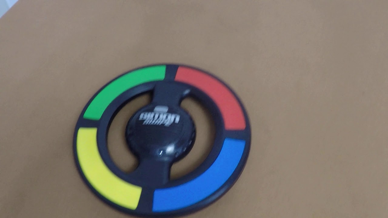 Hasbro SIMON SWIPE
