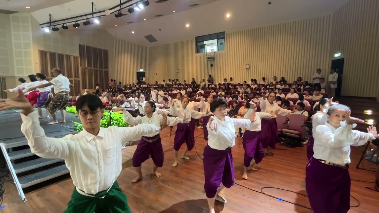 รำถวายมือและรำเพลงหน้าพาทย์ตระนิมิตรชำนาญ