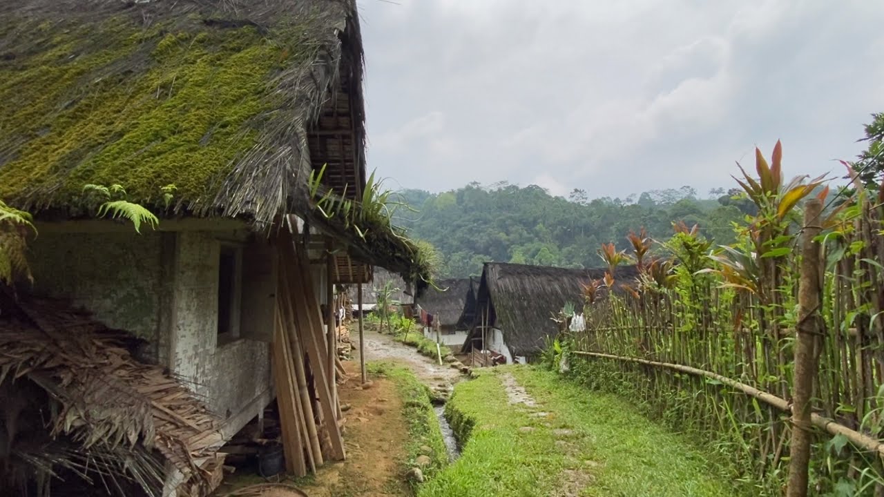 KAMPUNG TERPENCIL YG TIDAK BUTUH PLN / LISTRIK ⁉️ KAMPUNG ADAT TASIKMALAYA || PEDESAAN JAWA BARAT