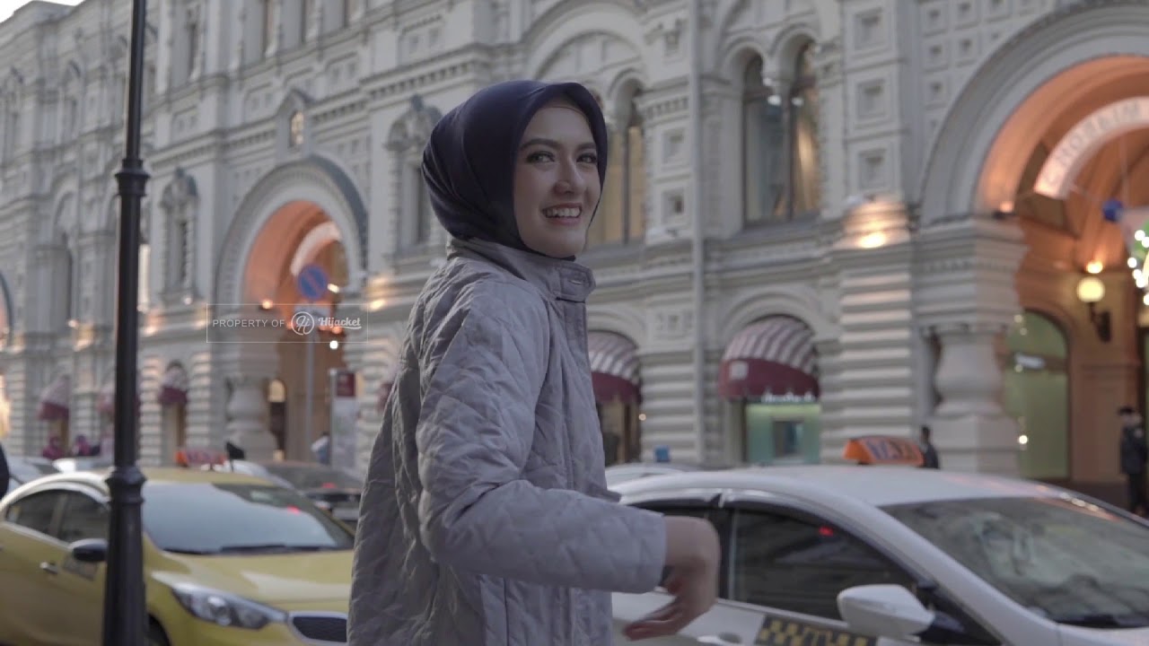 HIJACKET&reg; BEHIND THE SCENE AT RUSIA - JAKET HIJABER - MAKES PERFECT