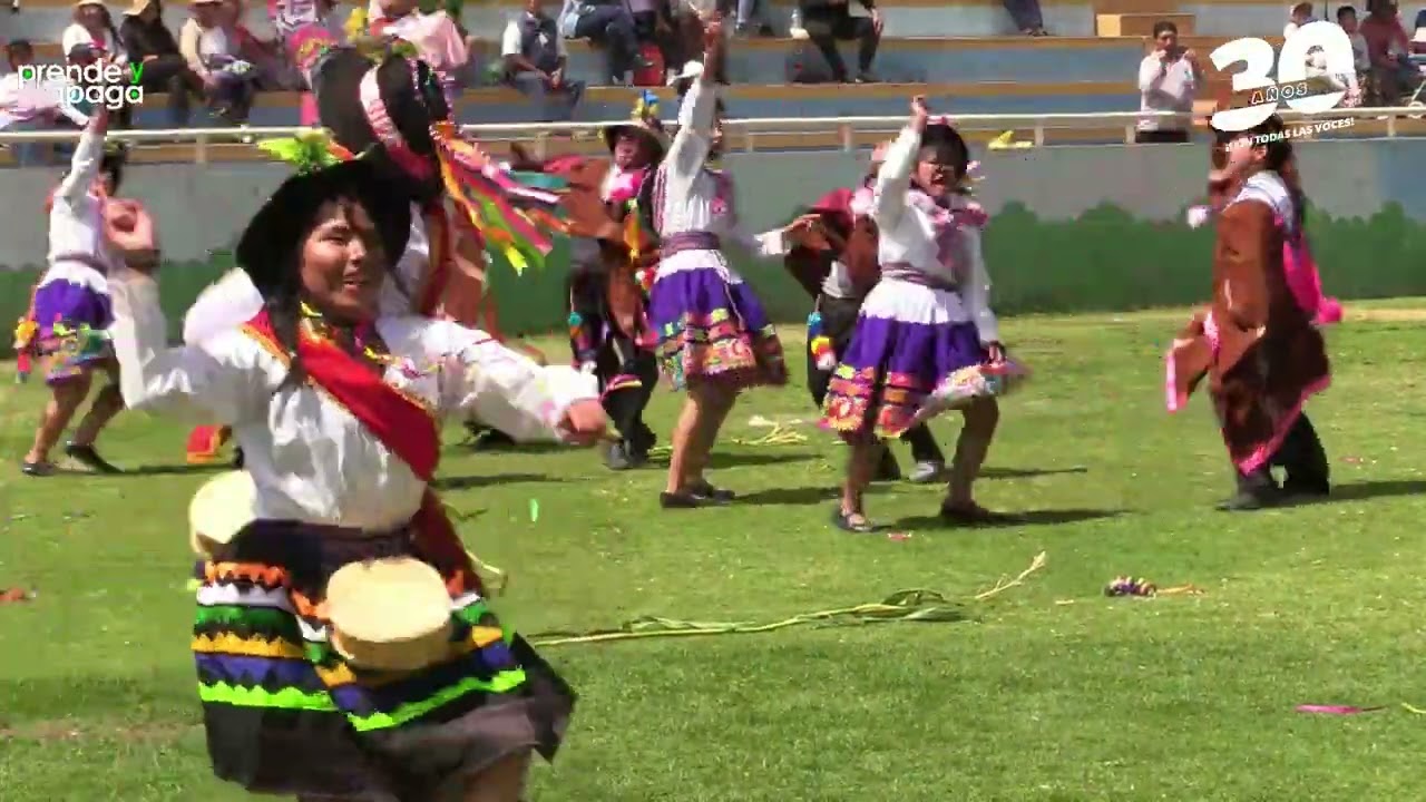 Arequipa: Carnaval de Congalla - Centro de Arte y Folklor Linaje Arequipa 2023