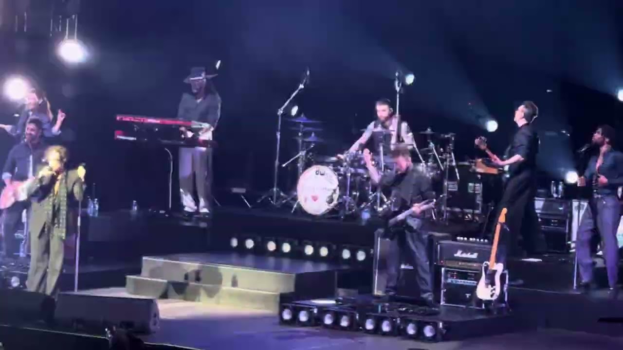 Damiano David à adidas Arena Paris le 26 septembre 2025