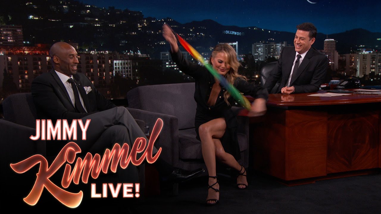 Chrissy Teigen's Magic Trick