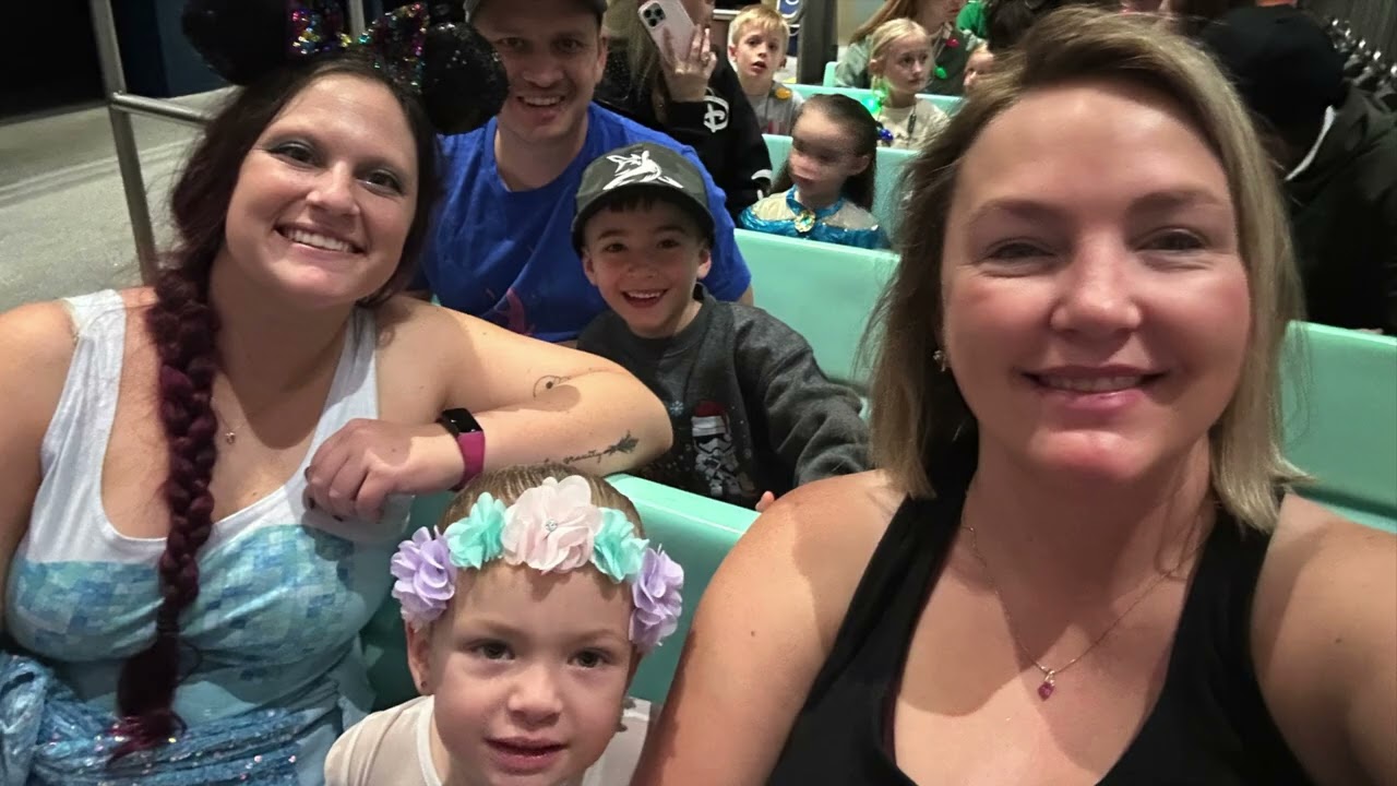 Disney 2025 Day 1 I Epcot and MK fireworks day 1