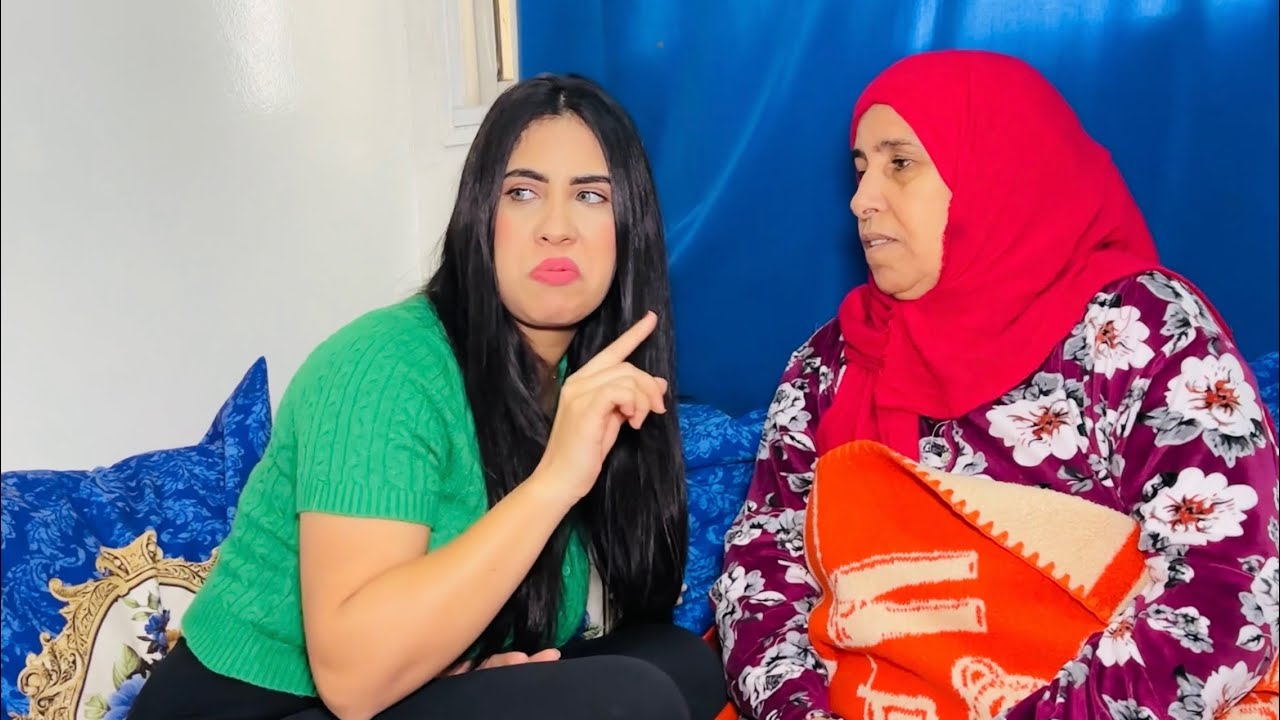 فيلم قصير : كتعدى على عذوزتها حيت مشلولة 😱 وكتخون راجلها مع خوه💔 (شاهد الكارثة)