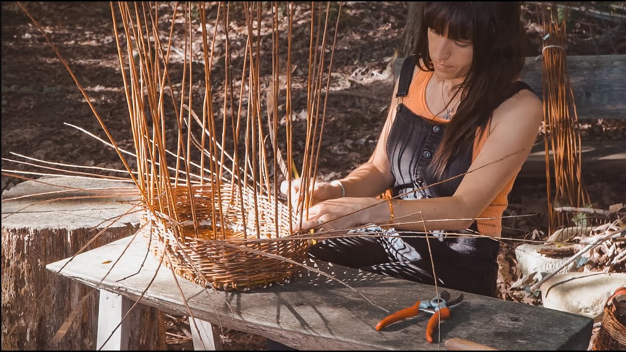 #27 Connecting to my Land | Harvest & Craft | Preserving Apples for Winter and Basket Weaving