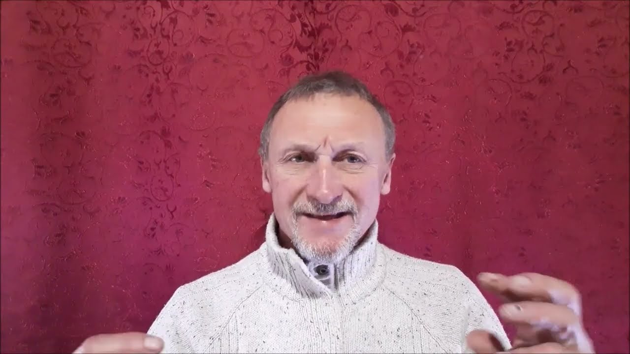Поліцейський блогер Соколов утікав через кордон.Дикунські методи відлову і примусу до служби .