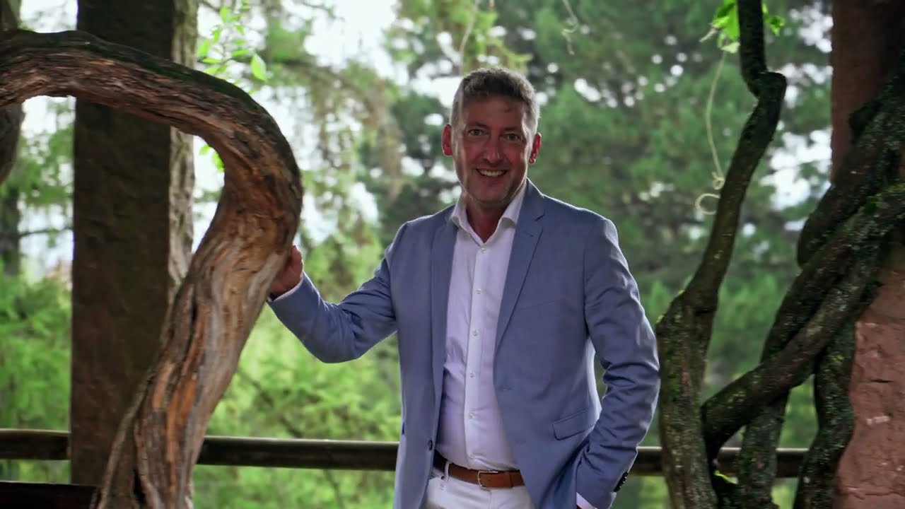 Raffael K&ouml;nig - Mann was bist du f&uuml;r ne Frau (Offizielles Video)